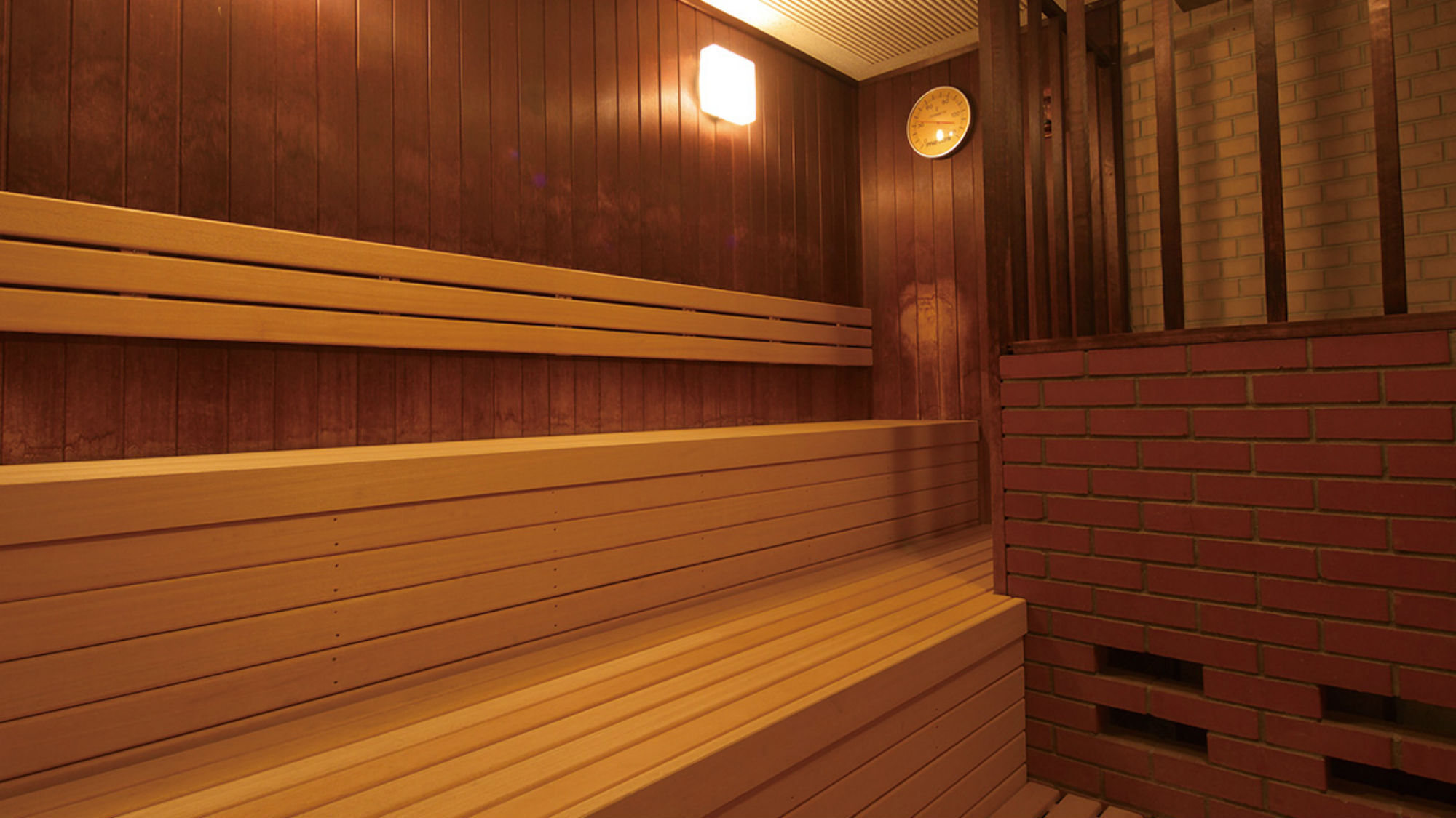 サウナ
