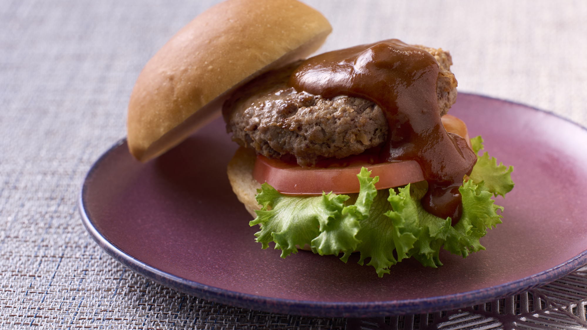 ＜Dinner Buffet＞BLTビーフバーガー / ライブキッチン※イメージ