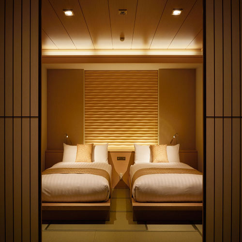 ベッドルーム【温泉露天風呂付客室】富士山望む和洋室（102平米）