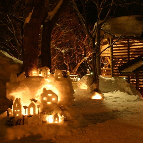 【小樽雪あかりの路】期間中幻想的な光でウィンケルビレッジは包まれます♪