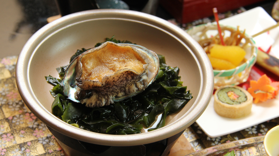 【夕食】あわびの踊り焼き（料理イメージ）