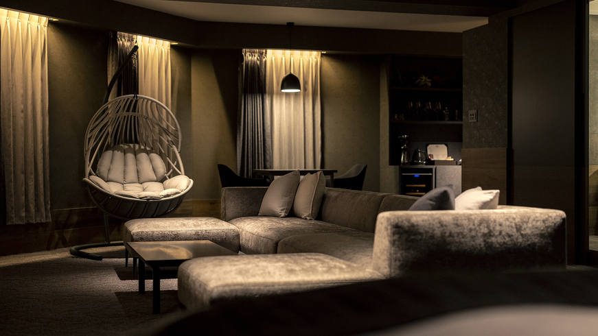 【ROYAL SUITE／LUXE STYLE】