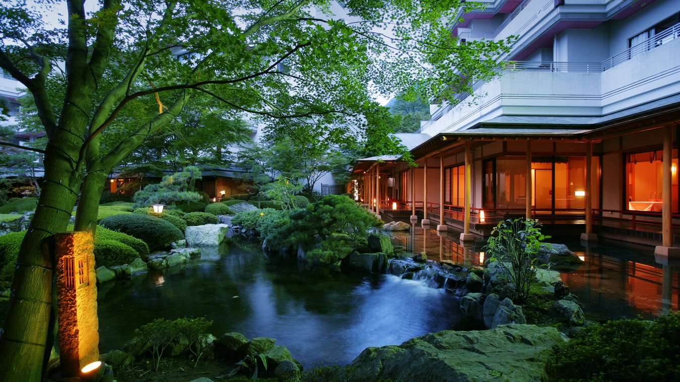 日本庭園と料亭「山科」