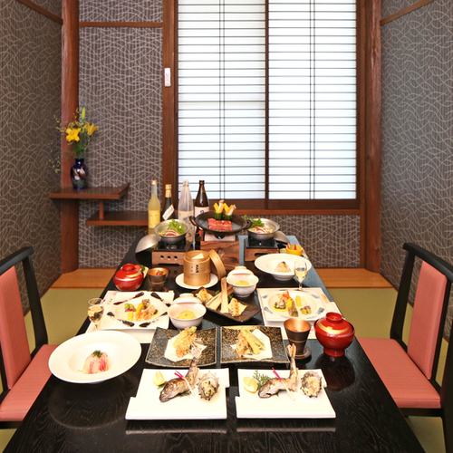This photo about Minamiasa Tawarayama Onsen Ryokan Chikurakutei shared on HyHotel.com