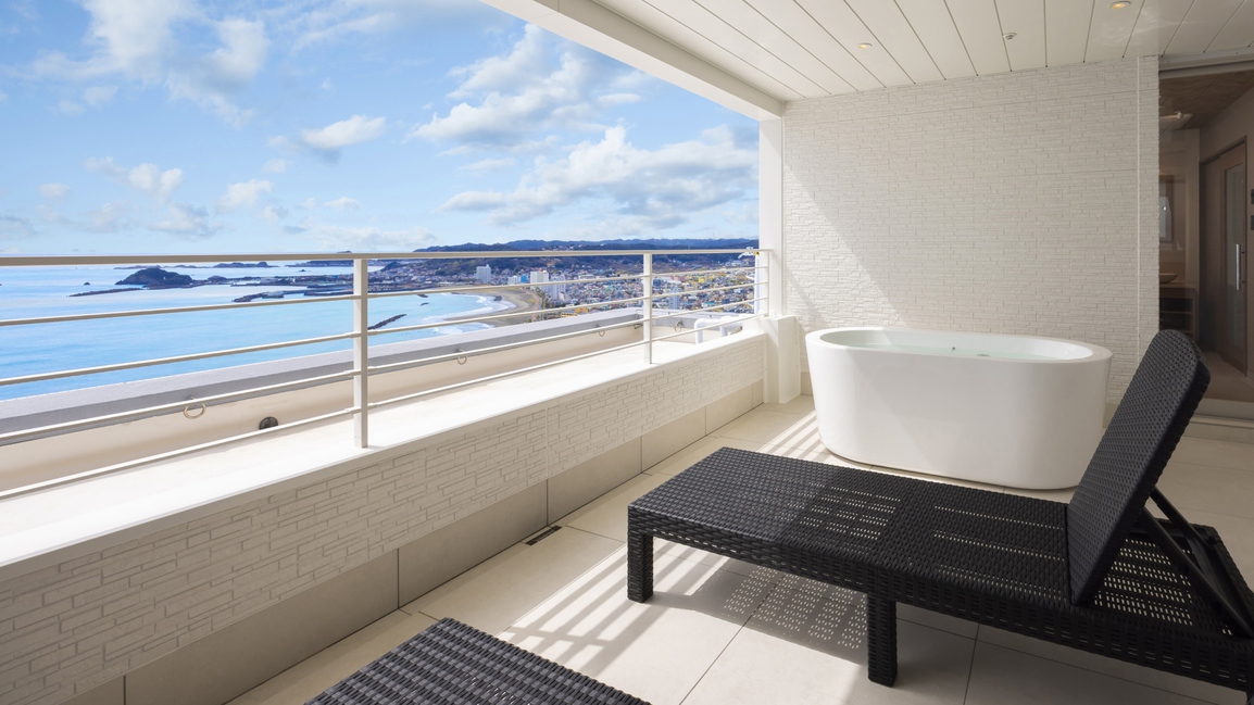 【33階ペントハウス】光明石温泉を使った客室露天風呂で誰にも邪魔されずにゆったりと