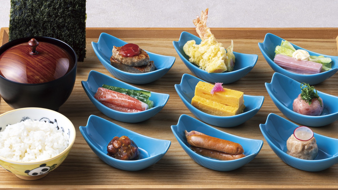 【おこさま手巻き寿司】お子さまに人気の具材を取り揃えました。くるくるっと海苔で巻いてお召し上がりくだ