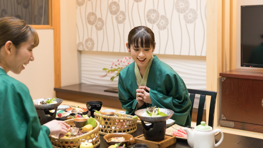 お部屋【お部屋食イメージ】／上げ膳据え膳“;お部屋食の宿”;