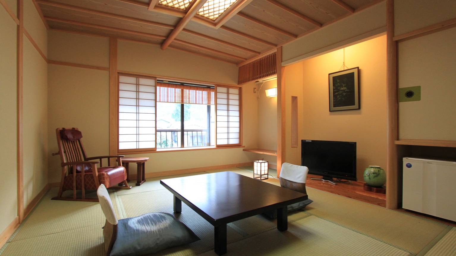 基本客室８〜１０畳 『初花』