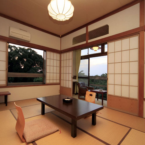 This photo about Gensenkakenagashi Yu no Yado Kurumiya (Oshima) shared on HyHotel.com