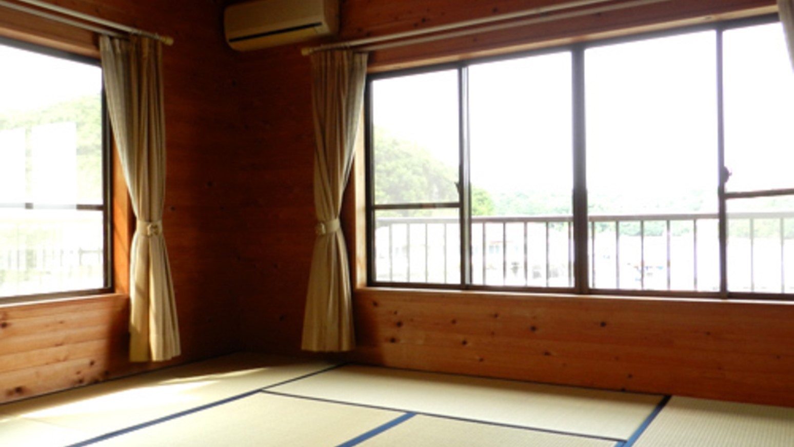 海側客室一例