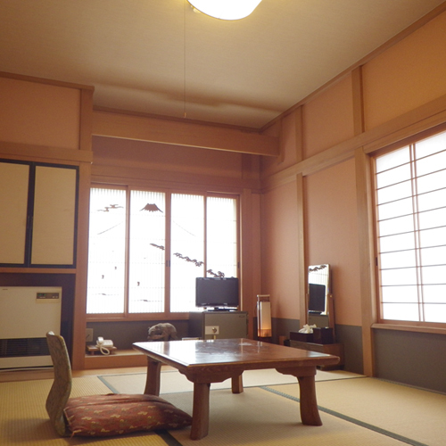 Yukawa Onsen Shinseikan Yukawa Onsen Shinseikan is conveniently located in the popular Nishiwaga area. Both business travelers and tourists can enjoy the propertys facilities and services. Service-minded staff will welcome 