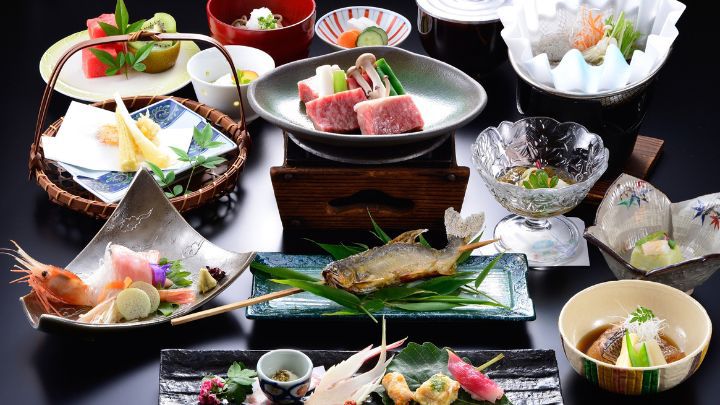 創作会席松コース（お部屋食）