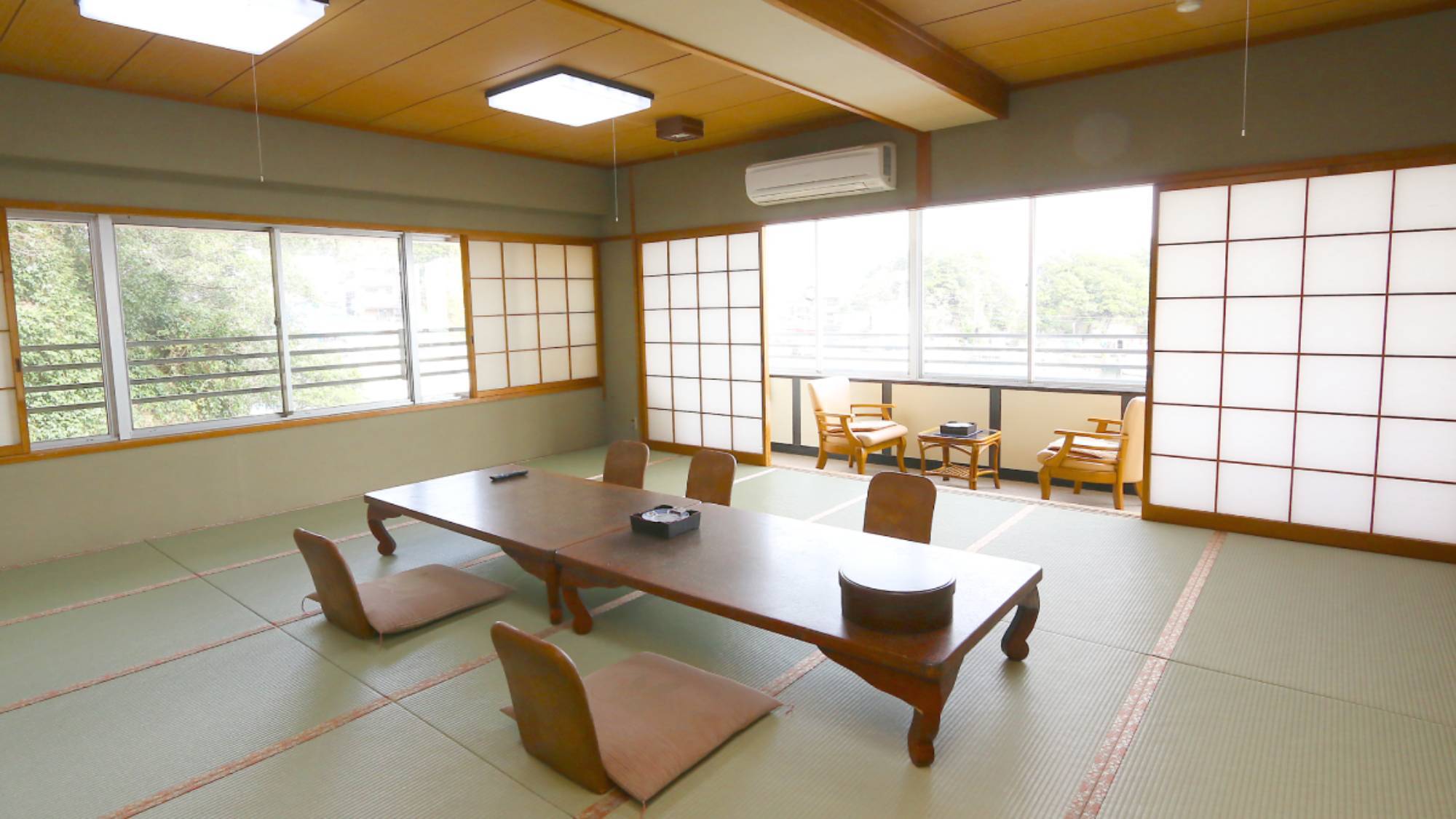 Toshijima Onsen Kutsurogi no Yado Misaki Interior 1