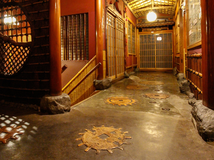 文化財「斉月楼」廊下 Cultural Property ”;Saigetsuro”; Corridor