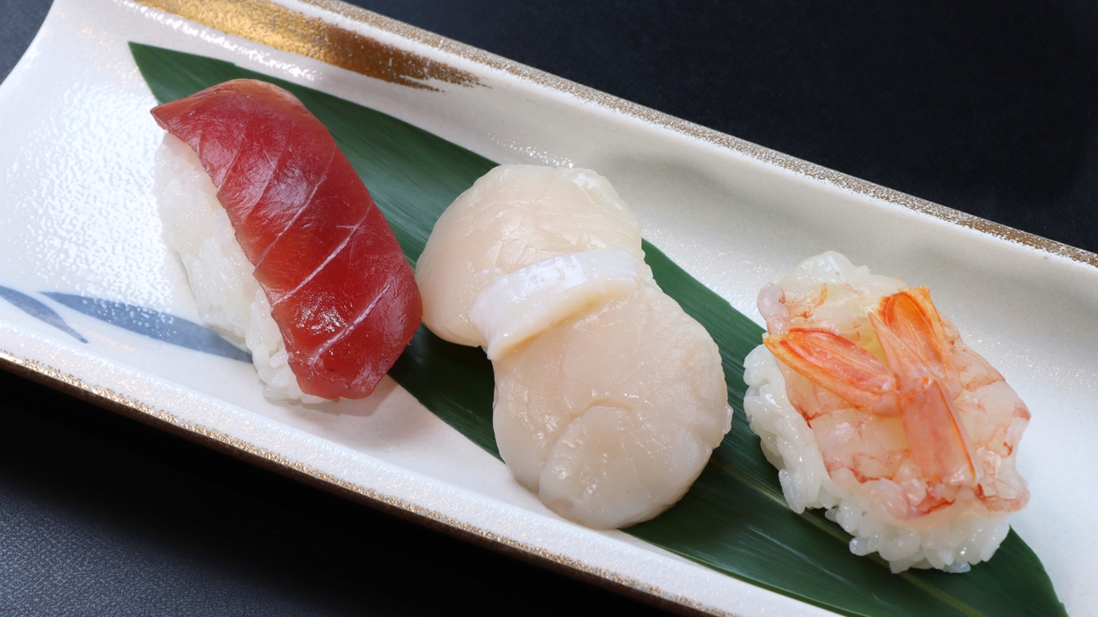 ご夕食一例旬魚のにぎり寿司八戸から直送の新鮮な海の幸をにぎり寿司でご提供。