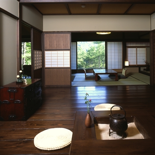 【介山荘：半露天風呂付き特別室】総面積107㎡！和の趣あふれる当館で4部屋のみの特別室