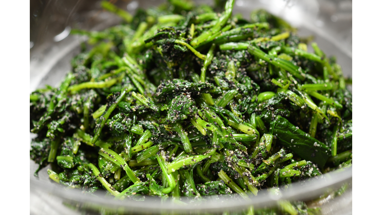 「野菜豊富なヘルシーバイキング「おおとり農園」」