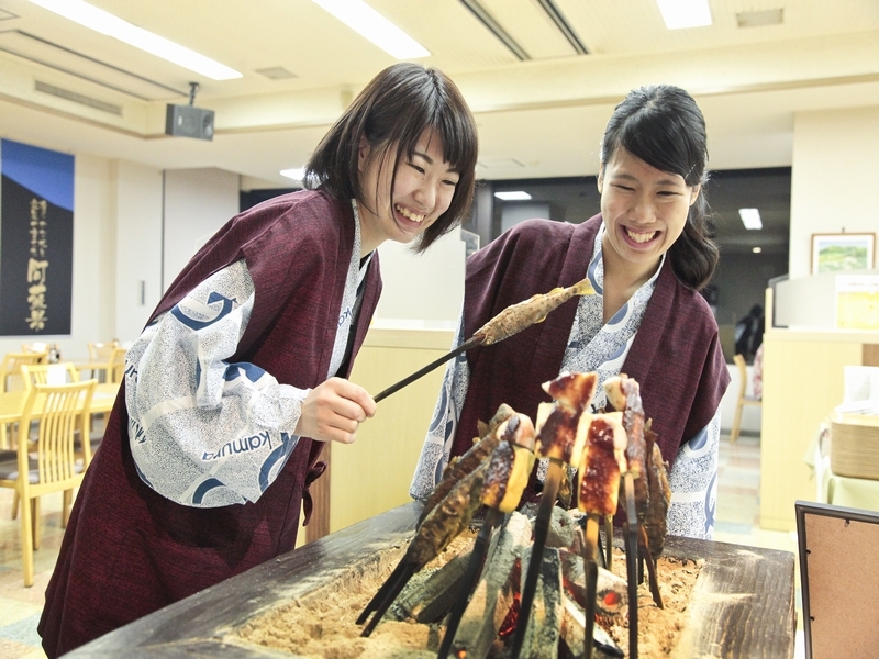 やっぱり高森来たなら田楽でしょ囲炉裏に炙って美味しそう。