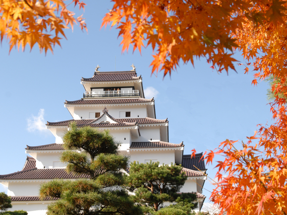 鶴ヶ城紅葉