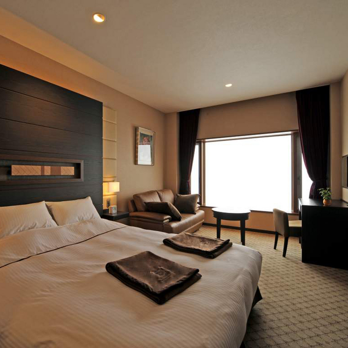 Standard Lake View Double Room (Non Smoking) 