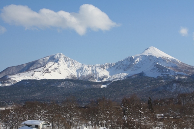 雪の磐梯山