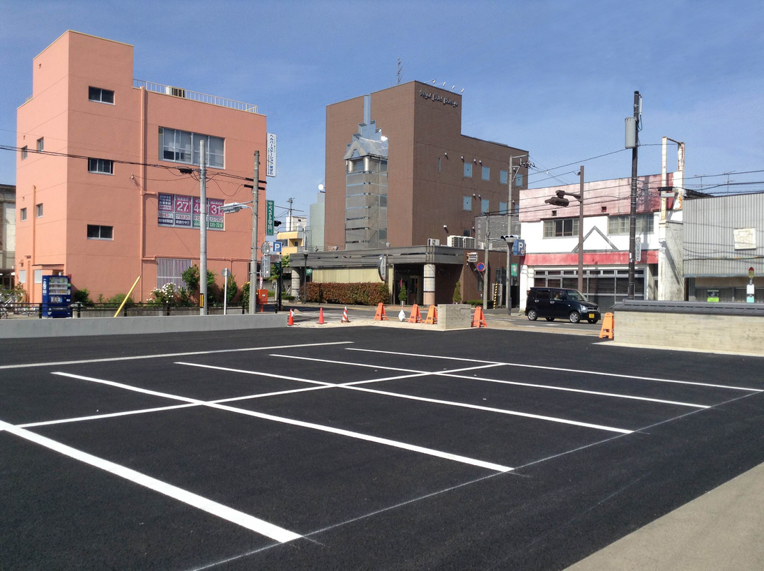 大型駐車場