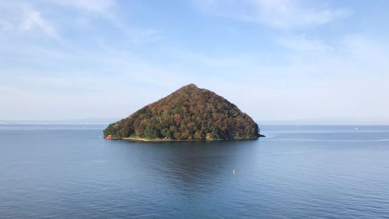 秋の湯の島