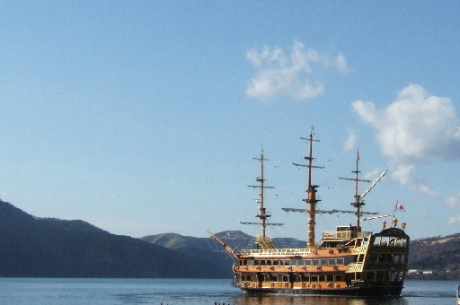ビクトリー号。お手本はイギリスの船なんだそうですが、『一番新しい海賊船』ってここいらではよんでます