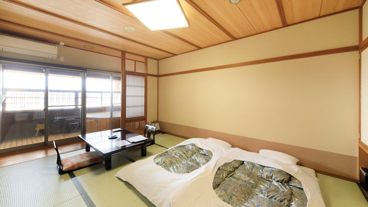 【富士山側】露天風呂付き和室