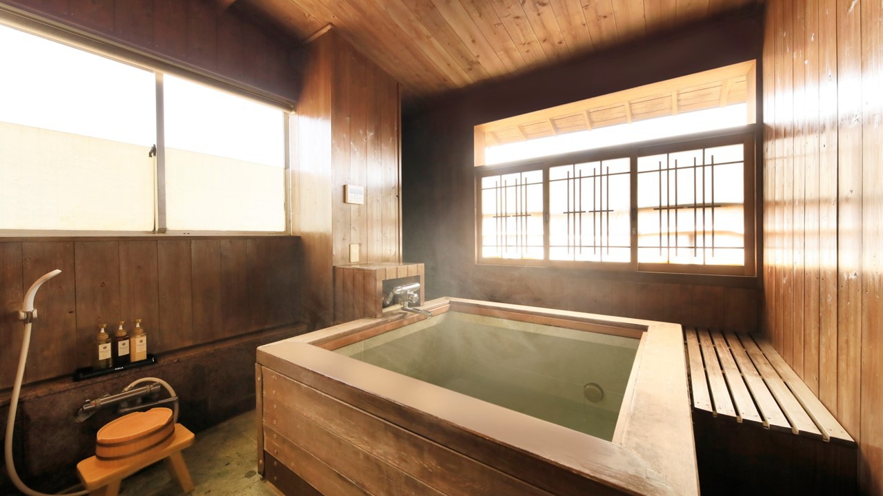 【富士山側】庭付き露天風呂付き和室