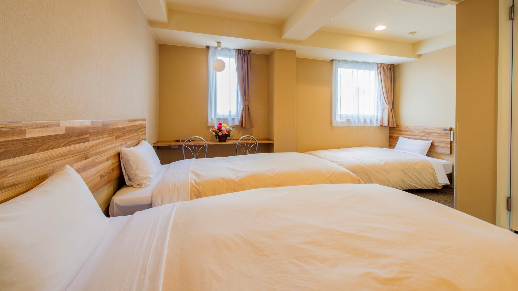 Hotel Gen Kikukawa Ideally located in the Kikugawa area, Hotel Gen Kikukawa promises a relaxing and wonderful visit. Both business travelers and tourists can enjoy the propertys facilities and services. Free Wi-Fi in a