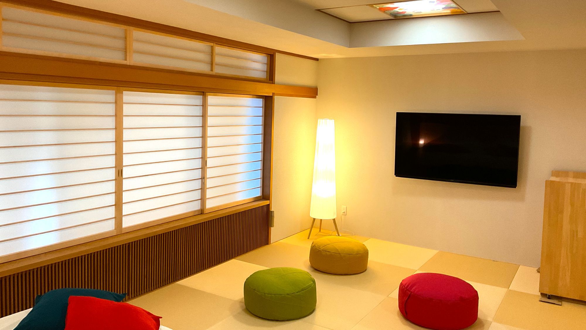 【デザイナーズルーム「思季」】「四季」と「彩」をイメージしたリニューアル新客室