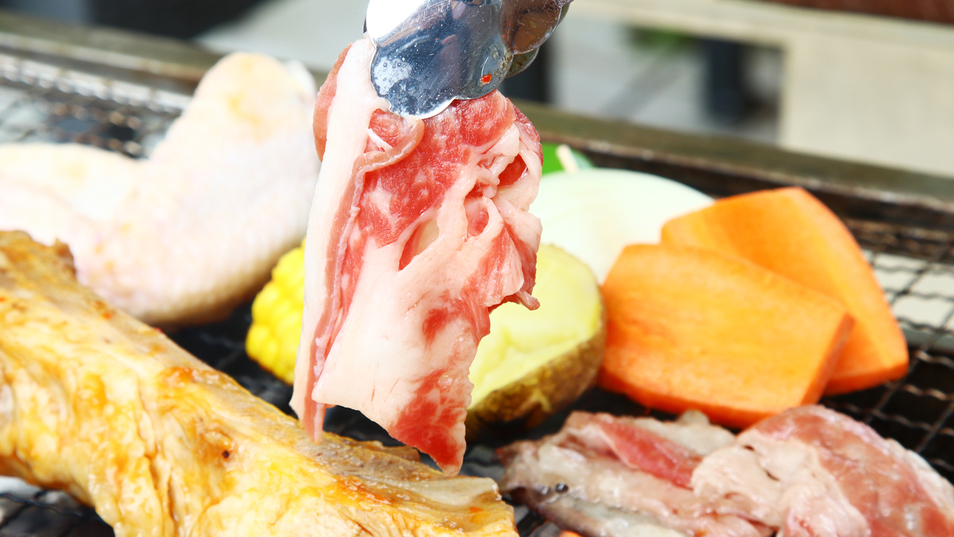 BBQ タレや塩コショウで*