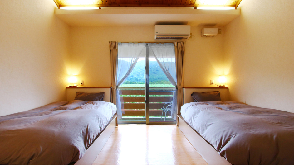 【ペット可】山側ツインルーム 外はさとうきび畑が広がります*