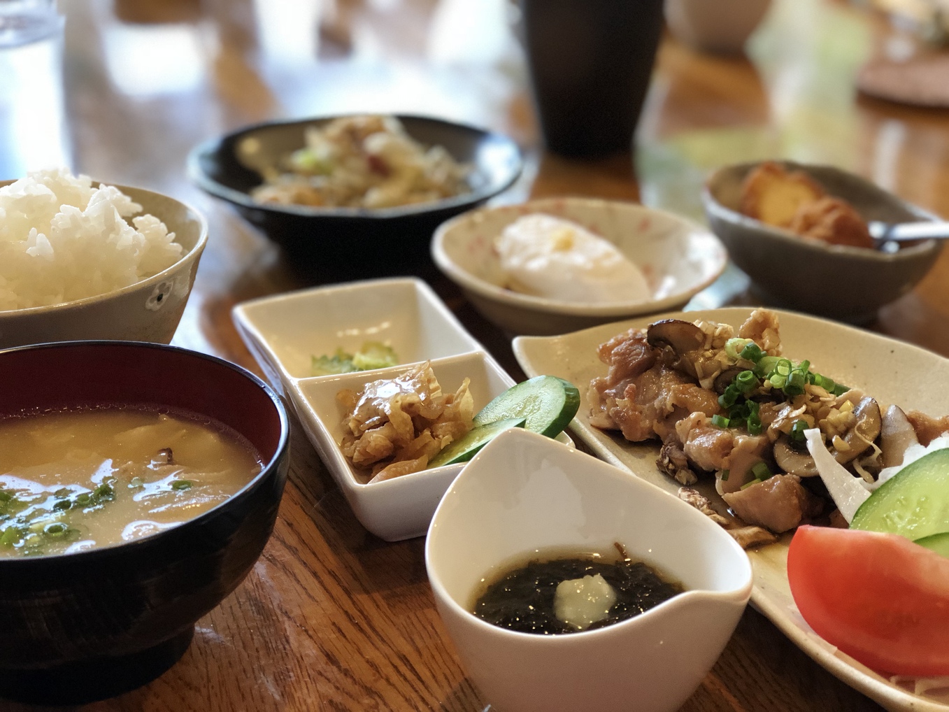Northern Inn Umisuzume (Ishigakijima) Ideally located in the Ishigaki Island area, Umisuzume (Ishigakijima) promises a relaxing and wonderful visit. Both business travelers and tourists can enjoy the propertys facilities and services. To
