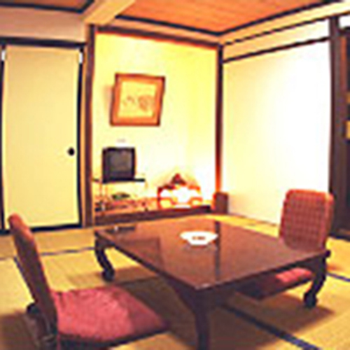 Shukubo Gokui Stop at Shukubo Gokui to discover the wonders of Nagano. The property features a wide range of facilities to make your stay a pleasant experience. Take advantage of the propertys free Wi-Fi in all ro