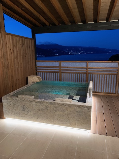 海の間、客室露天風呂