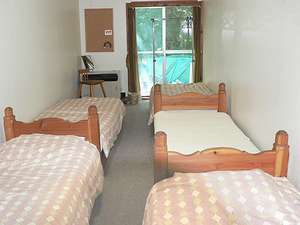 ４〜５人用のお部屋です。102