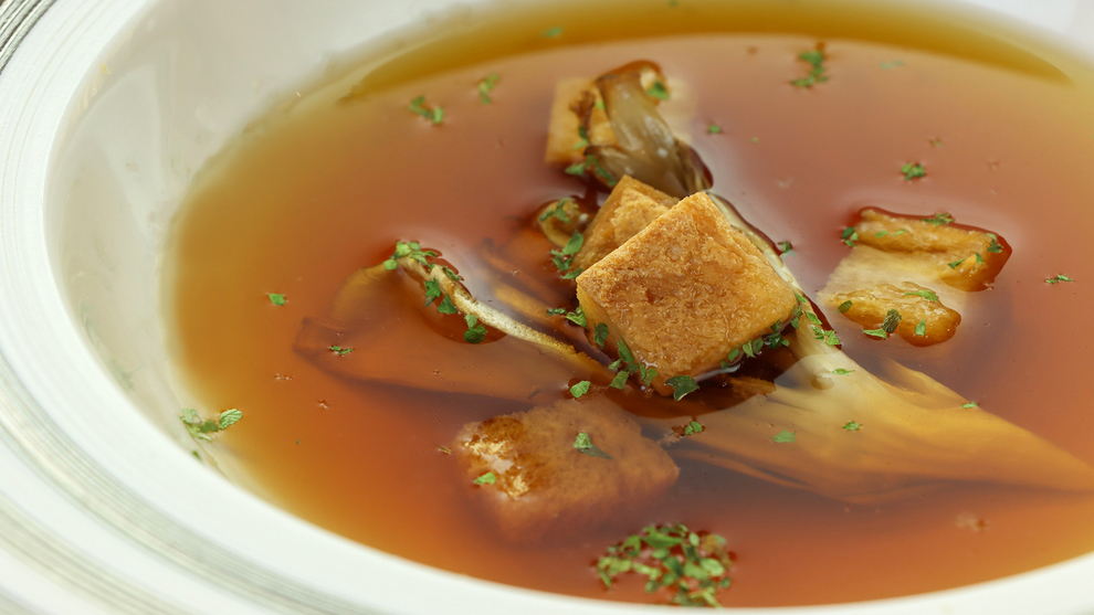 #オリジナルディナープランー単品一例ー風味豊かな舞茸スープ