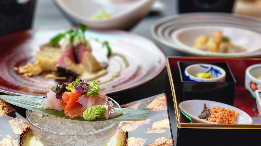 #スタンダードプラン日本海でとれた鮮魚に、お肉、地場野菜もたっぷり味わえる和食です。