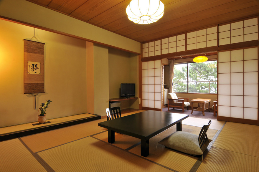客室（10畳タイプ）