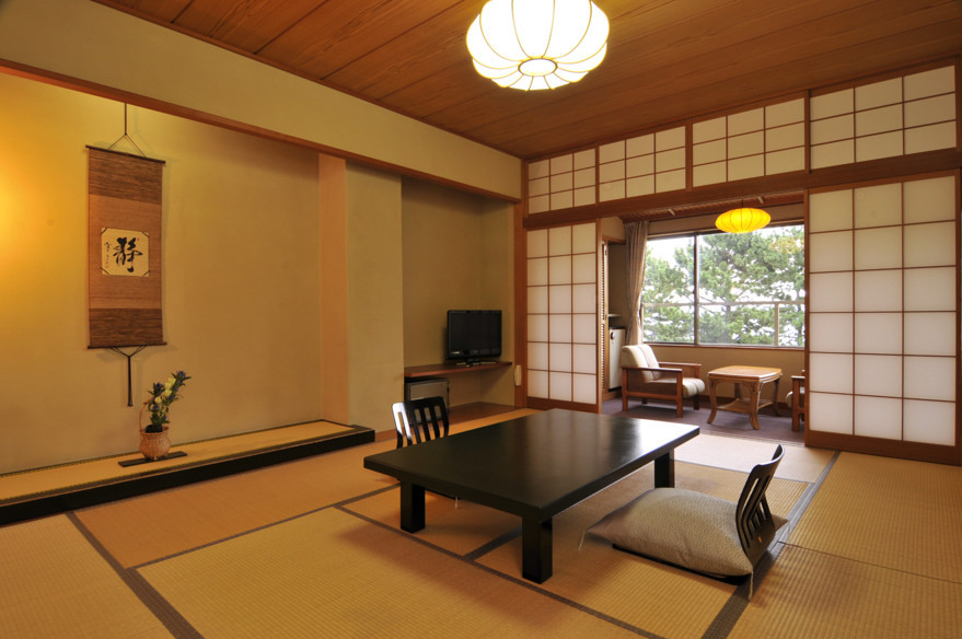 本館10畳+広縁タイプ一例