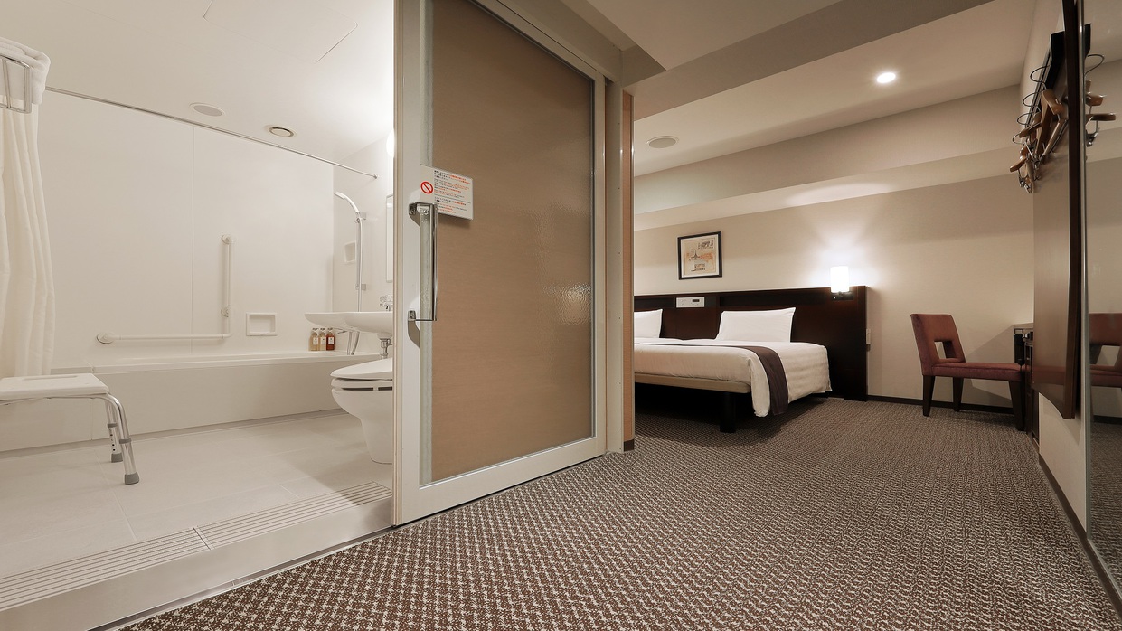 ユニバーサルツインルーム24平米