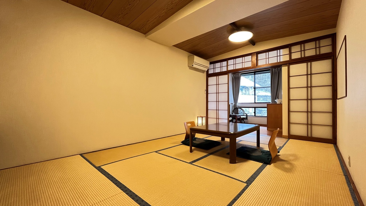 【客室】2階和室あやめ