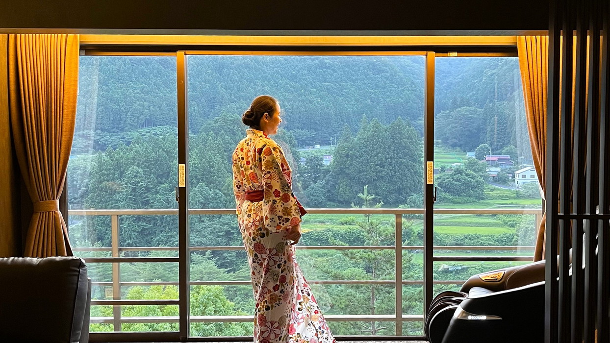 鬼怒川×;豊かな山々の景色は壮大