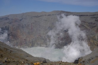 阿蘇中岳火口