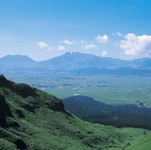 【大観峰】お車で約50分。