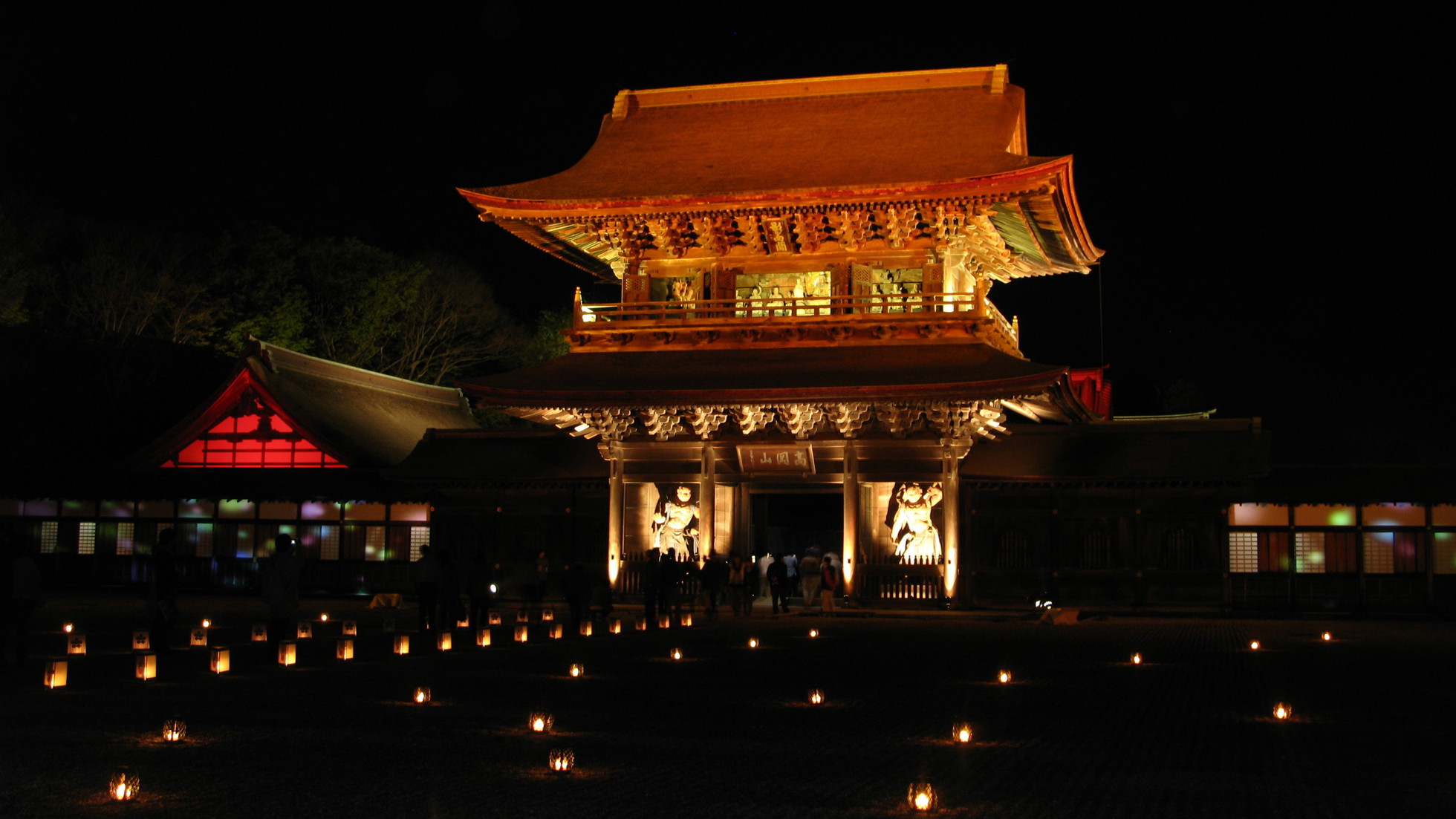 瑞龍寺ライトアップ