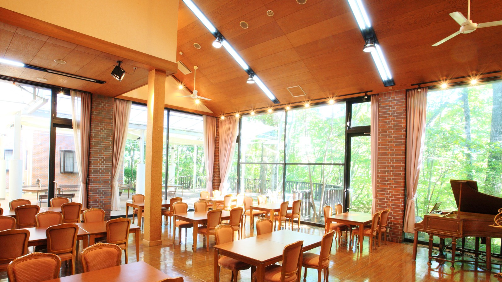 Hotel Balmoral Karuizawa Ideally located in the Karuizawa area, Hotel Balmoral Karuizawa promises a relaxing and wonderful visit. The property offers a high standard of service and amenities to suit the individual needs of al