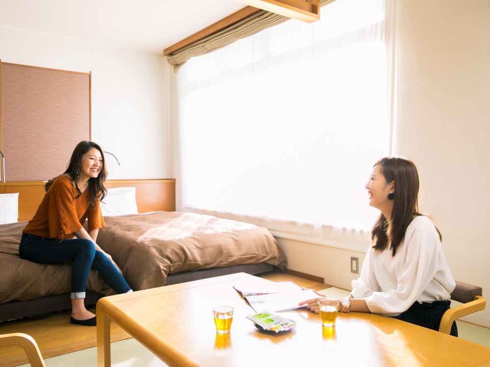 気の合う仲間との話は止まらない